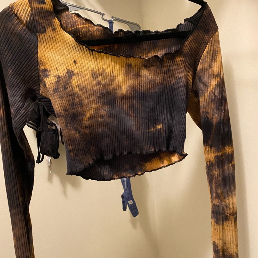 cropped long sleeve